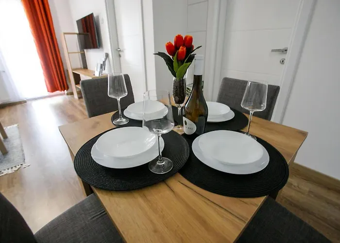 Paratetis 1 Διαμέρισμα