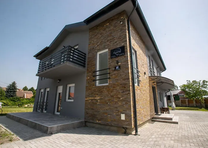 Paratetis 1 Διαμέρισμα